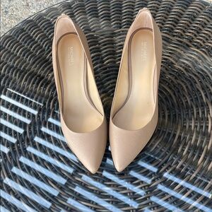 Michael Kors Beige Pointed Toe Heels